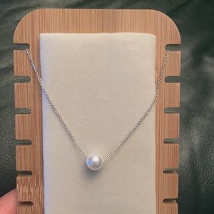 NWT: Urban Outfitters - Single Pearl Necklace w/ Silver Chain
